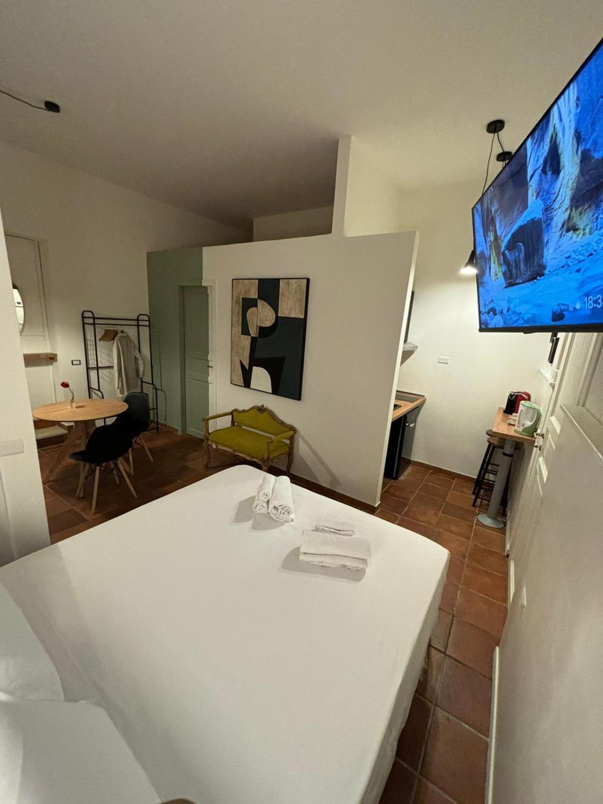 Flaminia'S House San Pietro Station Apartment โรม ภายนอก รูปภาพ